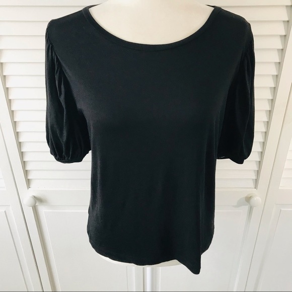 LOFT Black Scoop Neck Short Sleeve Shirt - Picture 3 of 9